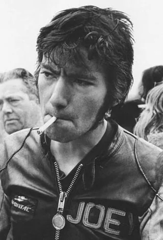 7-joey-dunlop-northern-irish-motorcyclist-c-1970s-joey-was-a-v0-f1myd54iswpa1